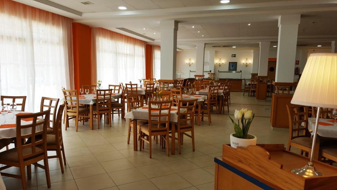 Hotel Playamojacar 4*